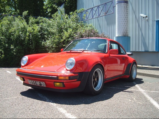 911 Turbo (930)