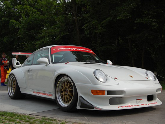 Reconstruction 993 GT2 EVO RS Mag N°87 sept 2008